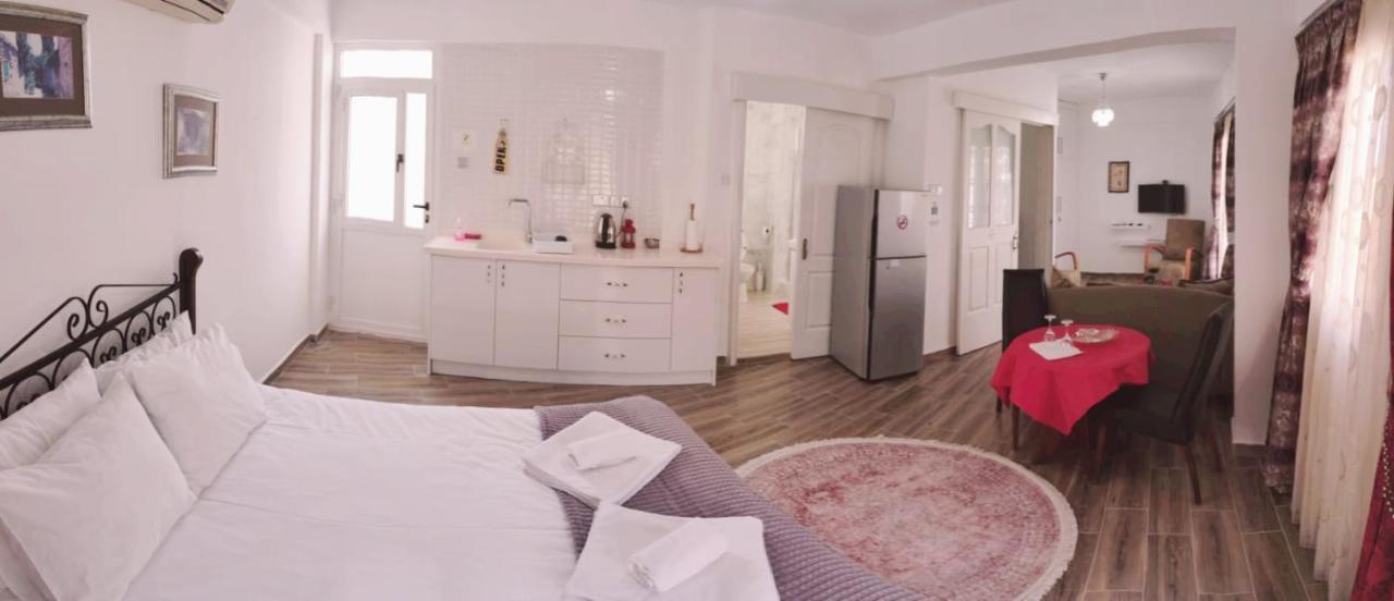 Malia Holiday Let Фамагуста Екстериор снимка